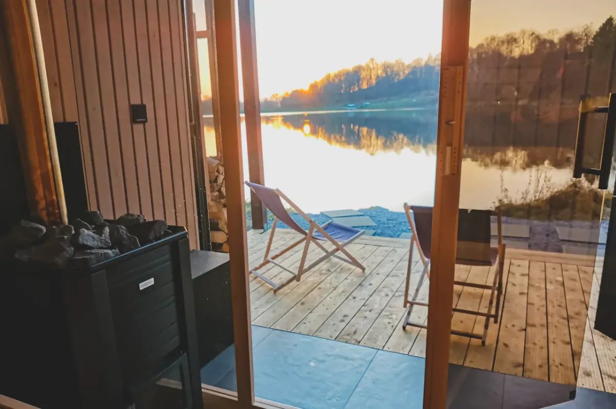 How to use a sauna safely: a simple, safe approach